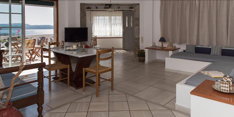 אדאמאס Villa Mina מראה חיצוני תמונה